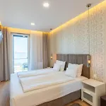 Apartmán Lakeside Panorama 115 *